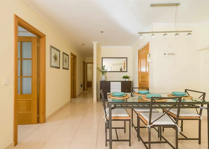 Mahostly Apartamento Castillo