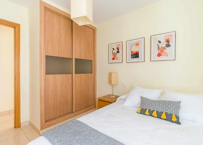 Mahostly Apartamento Castillo
